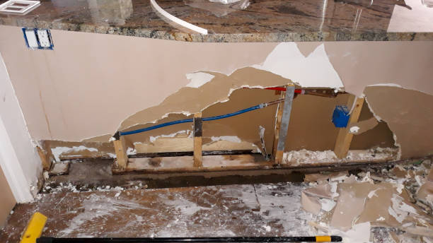 Best Emergency water damage restoration  in Hamilton, MO